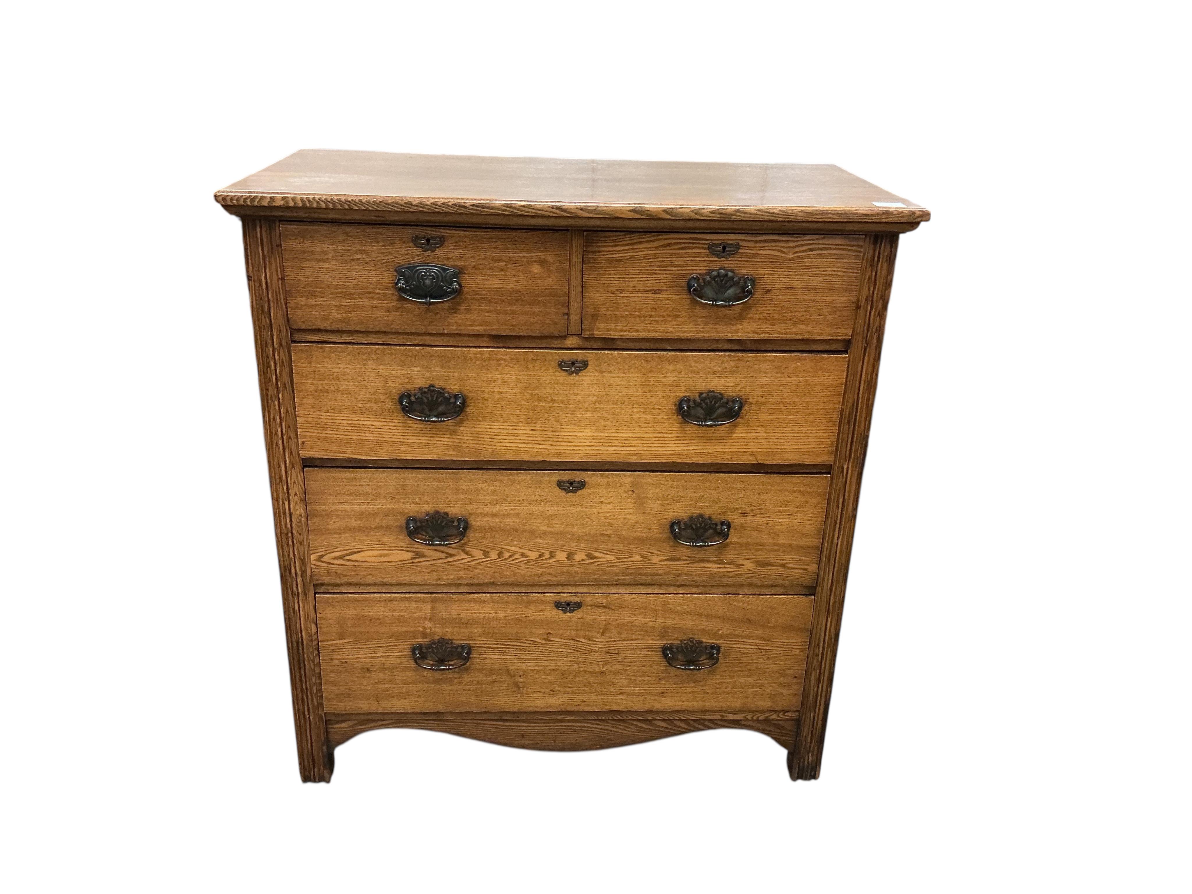 An Arts & Crafts oak chest of five drawers, width 97cm, depth 49cm, height 102cm